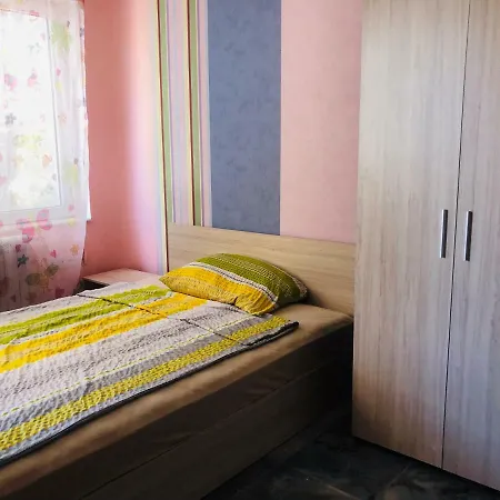 Habitación en casa particular стаи за гости / Guest